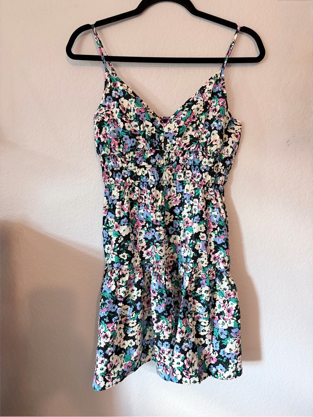 Rails Carmen Floral V-Neck Dress in Black, Teal, Pink, & Synched Waist  -Sz XS
